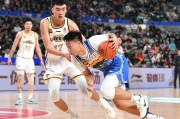 华体会体育-新疆男篮凭借强大实力逆转击败广厦